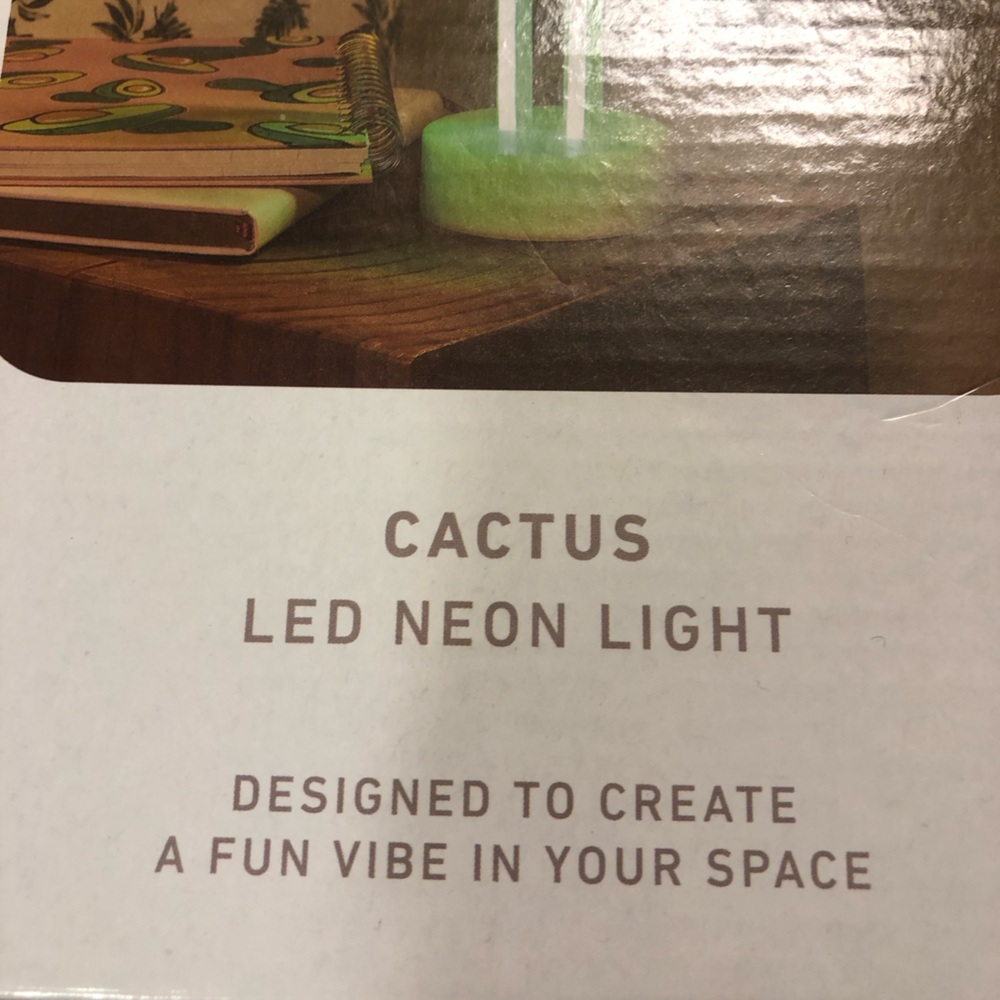 LED Neon Cactus 🌵Light - Picture 2 of 4
